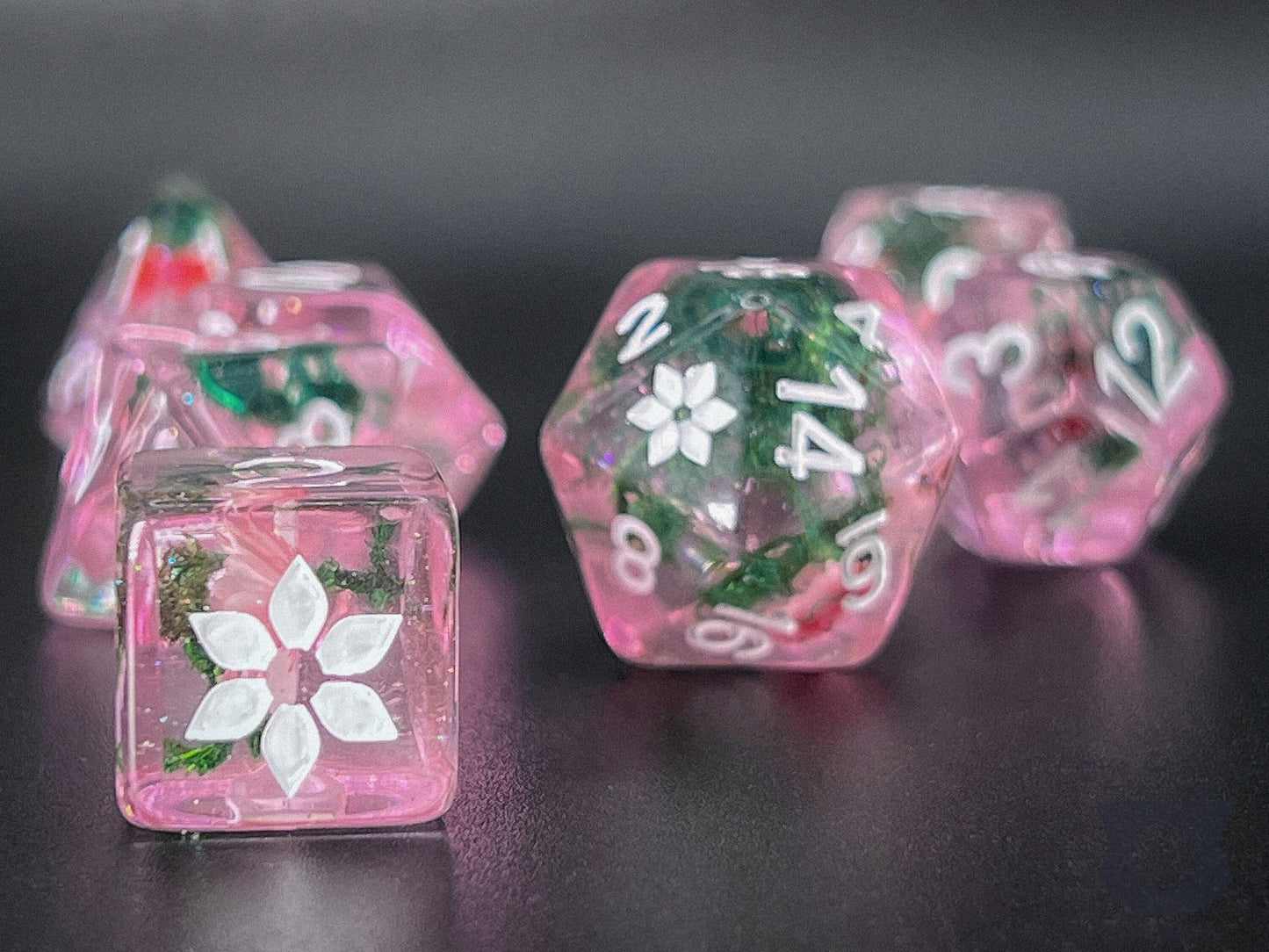 The Crooked Tavern English Garden RPG Dice Set | Exclusive Set | Real Flowers, Unique Engraving!